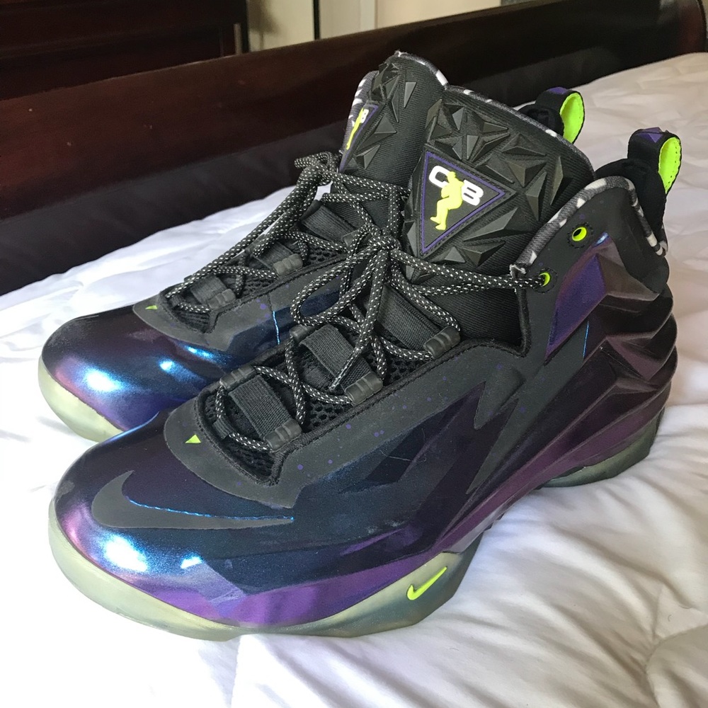 Nike Chuck Posite “Cave Purple” basketball shoe